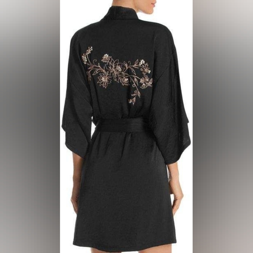 Midnight Bakery Embroidered Flowers & Sequins Black Kimono Robe Sz L NWT